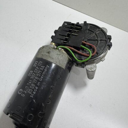 85GB 17B571 AA-ENGINE