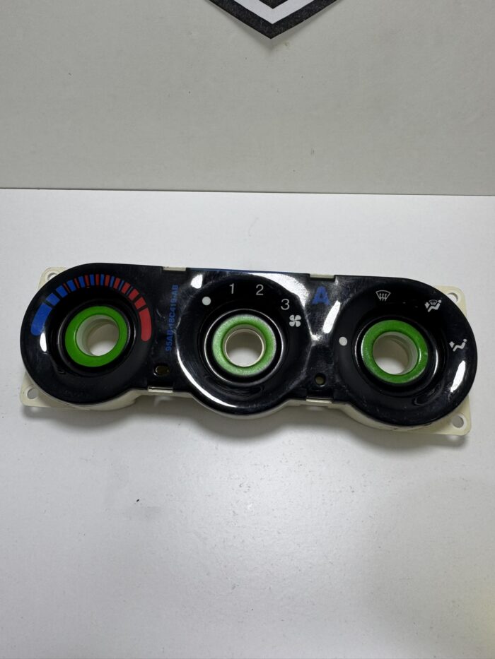 95AB 18C419 AB